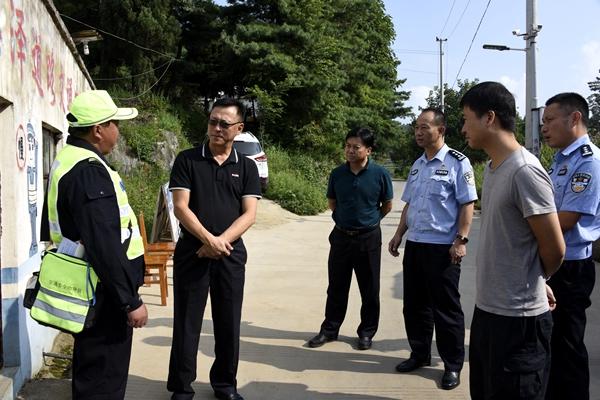 嘎多村交通新篇章，迈向现代化交通发展之路